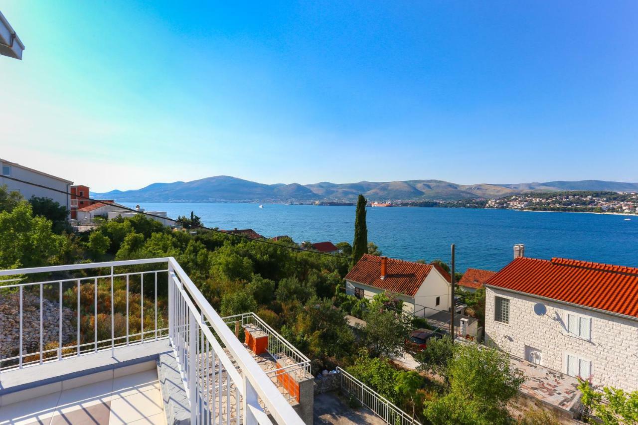 Villa Uno Trogir Exterior foto